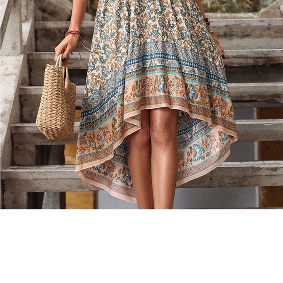 C. Cline Woman Apricot & Blue Floral V- Neck A- Line Dress, Size Small - Picture 2 of 12